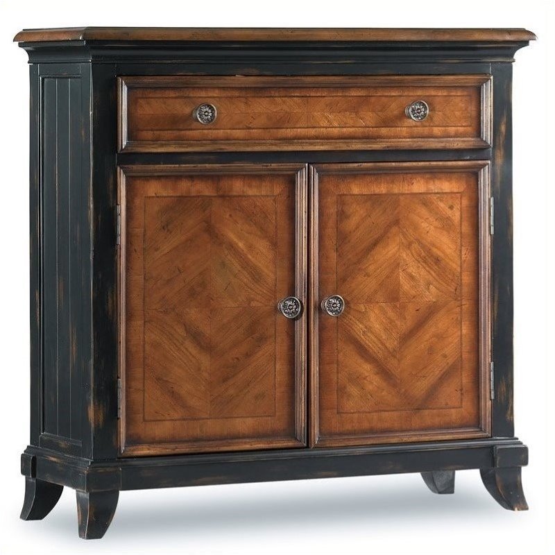 Beaumont Lane Chest with Mulitple Storage