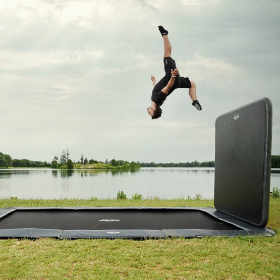 BERG 500 Ultim Pro Bouncer FlatGround Trampoline with  2x2 AeroWall