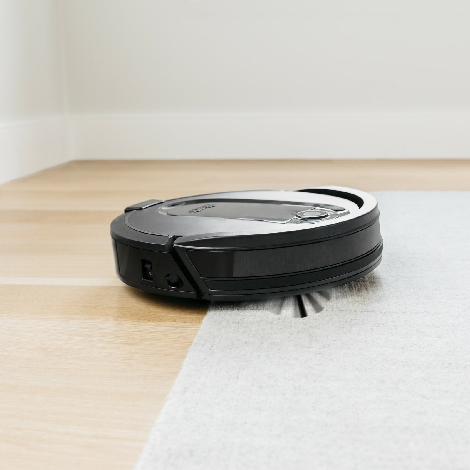 Shark IQ Robot™ Vacuum R101, Wi-Fi, Home Mapping