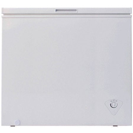 Arctic King 7 cu ft Chest Freezer, White