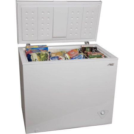 Arctic King 7 cu ft Chest Freezer, White