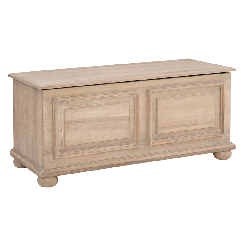 Cedar Wood Chest in Natural