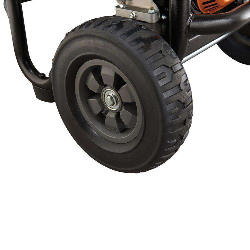 Generac 6590 3,100 PSI 2.8 GPM OHV Engine Triplex Pump Gas Pressure Washer New