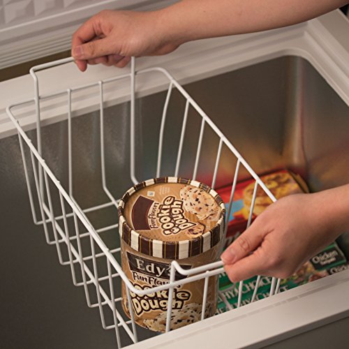 BLACK+DECKER BCFK71W 7.1 Cu. Ft. Chest Freezer