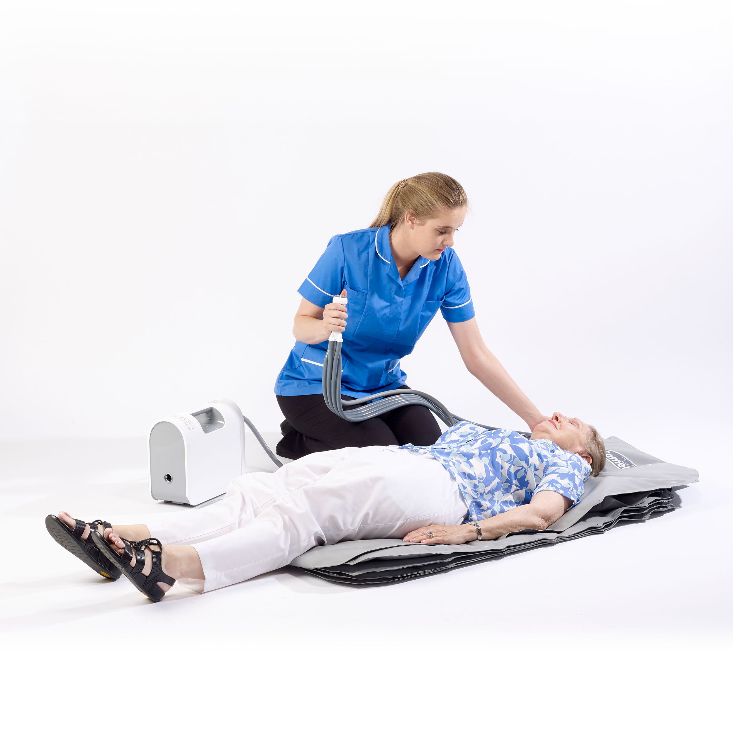 Mangar Camel Lifting Cushion with Airflo 24