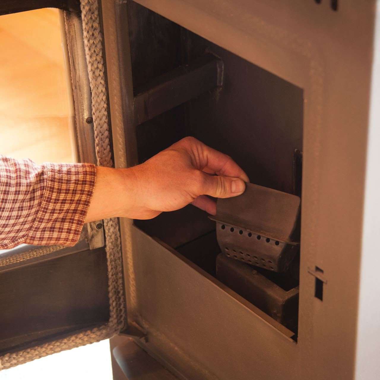 Castle Serenity Wood Pellet Stove 1,500 sq. ft. New