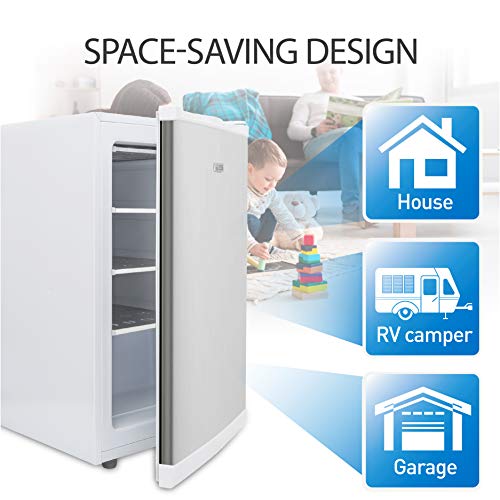 Commercial Cool CCUN28WV Upright Freezer