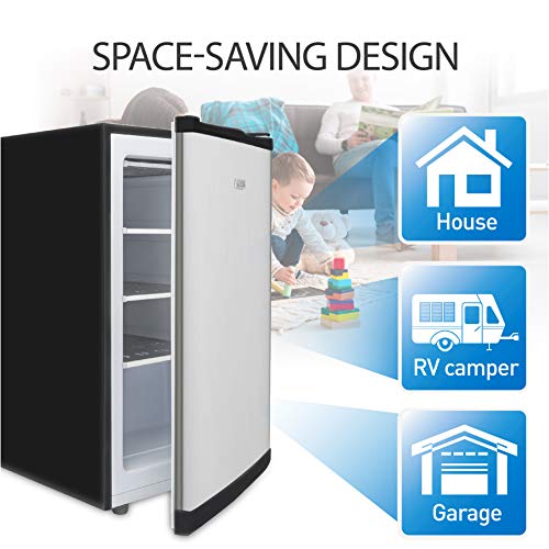 Commercial Cool CCUN28BV Upright Freezer