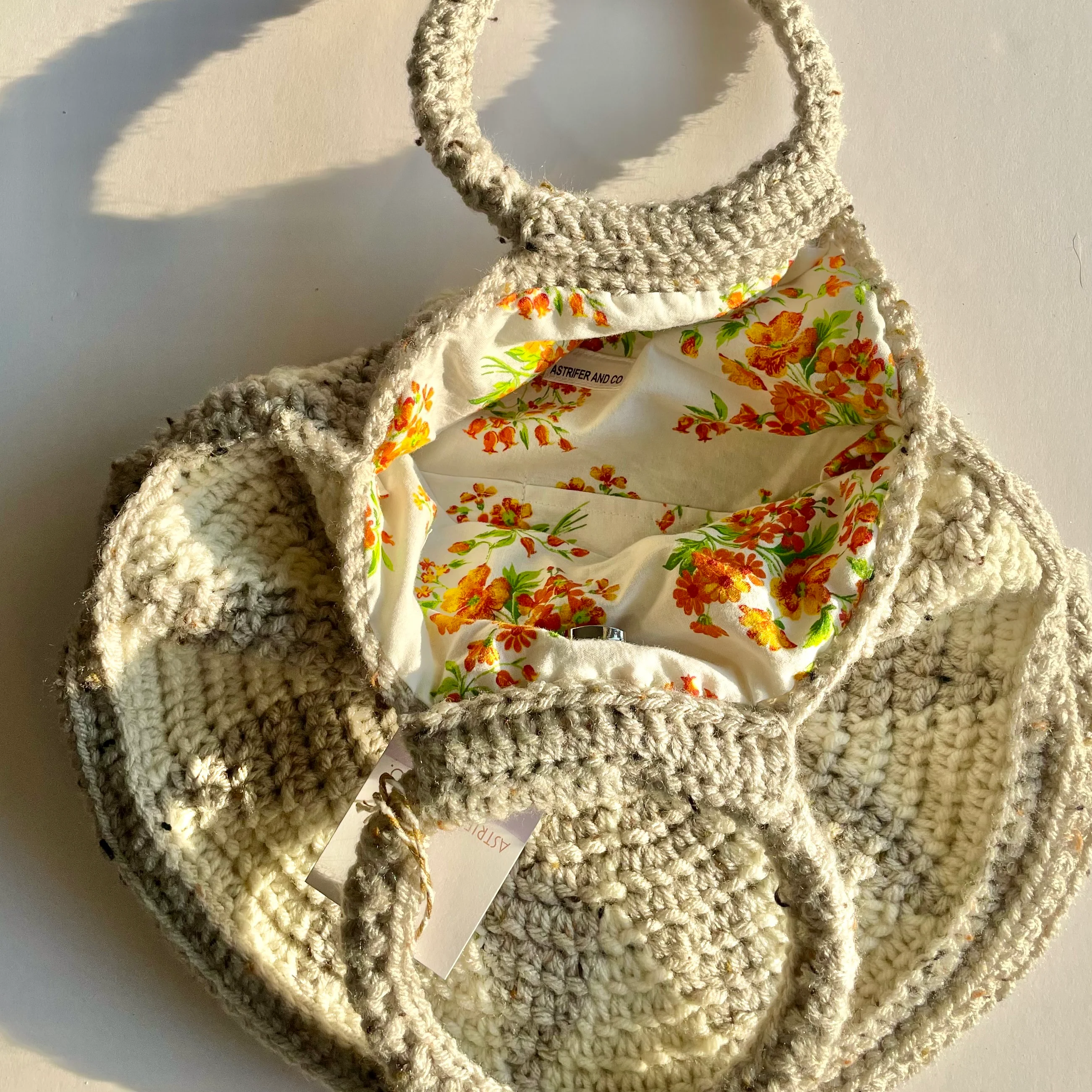 Circular Floral Crochet Bag in Grey and Off-White