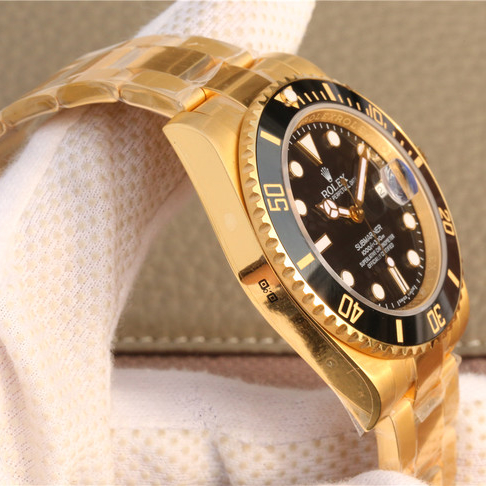 Submariner Date Black Dial Yellow Gold 41mm