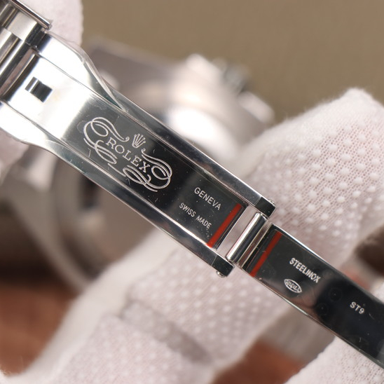 Submariner Date Hulk 40mm