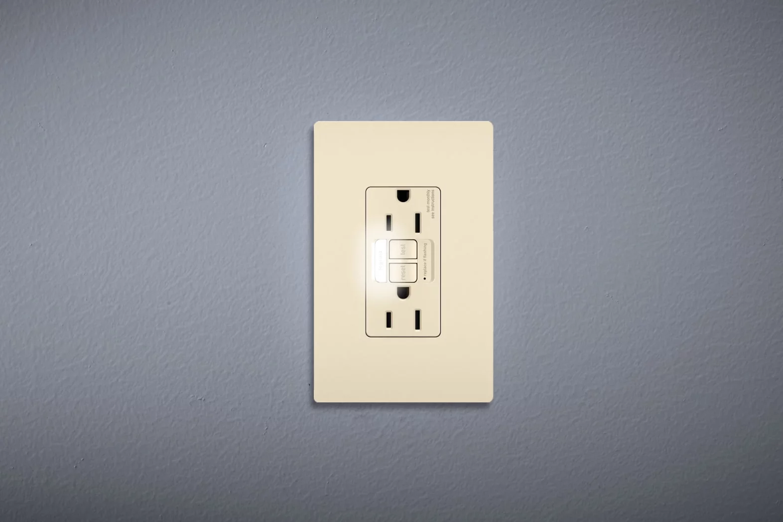 Legrand 1597Ntltr Radiant 15 Ampere Self-Test Night Light Gfci Electrical Outlet - Black