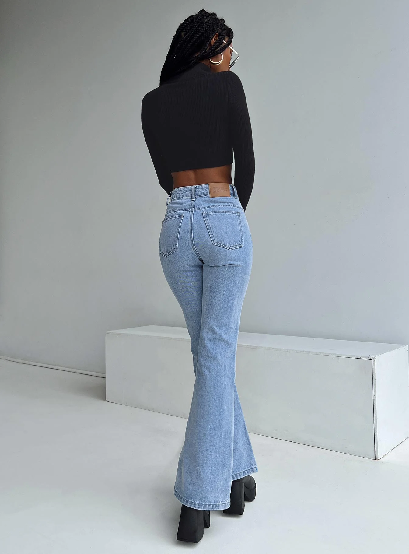 Cabarita Lounge Denim Jeans Mid Wash